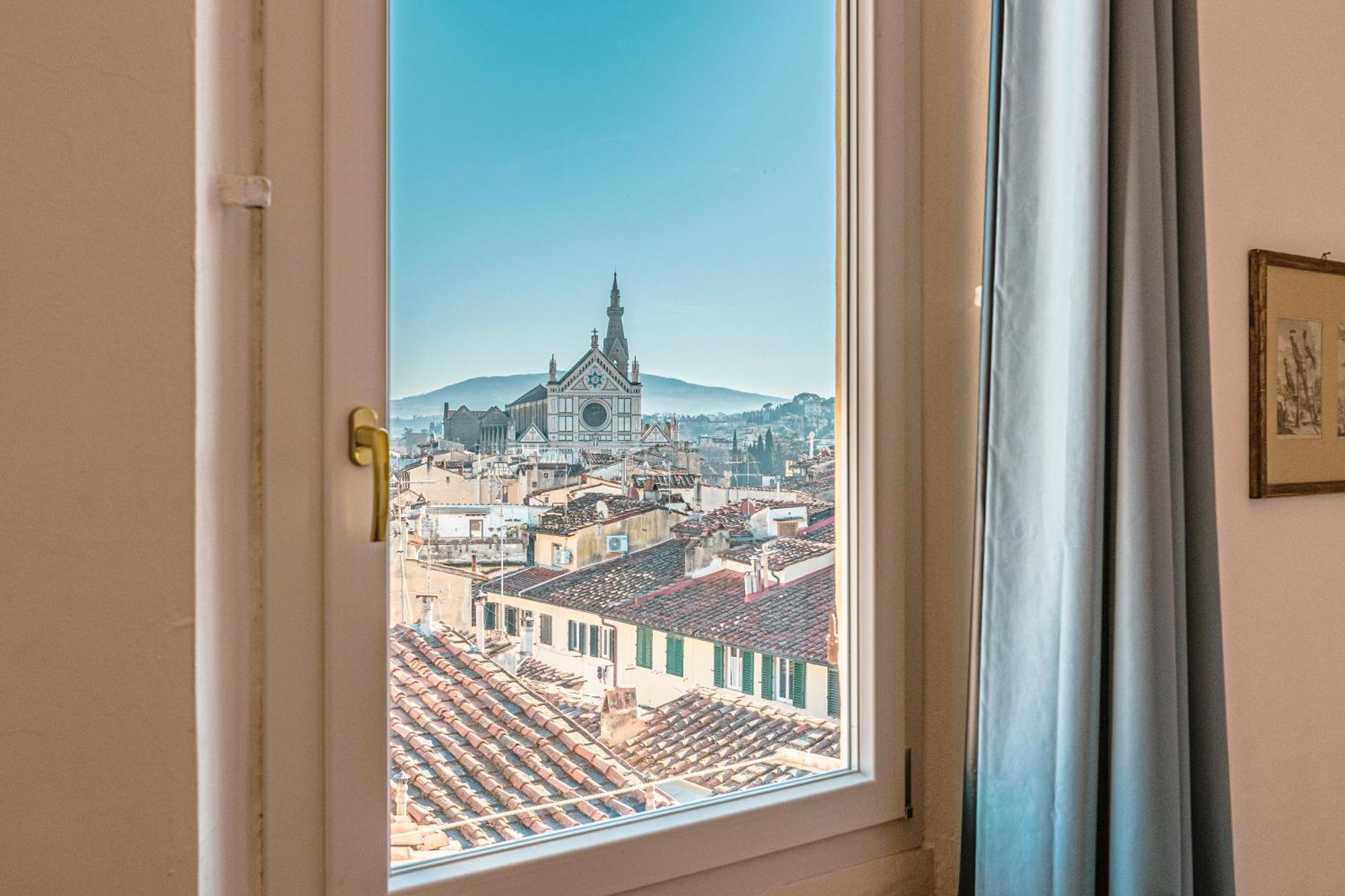 Casa Pavo Appartamento Accanto Al Bargello Florence Buitenkant foto
