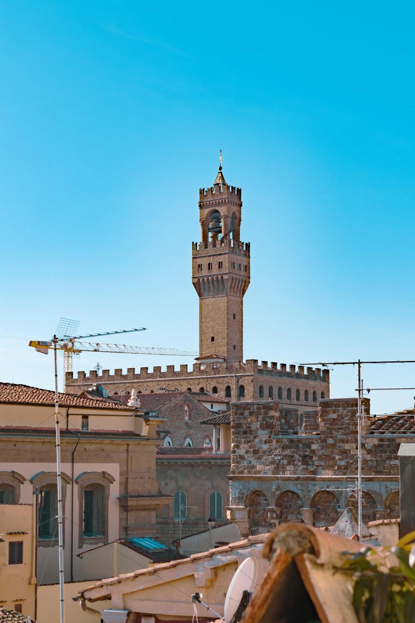 Casa Pavo Appartamento Accanto Al Bargello Florence Buitenkant foto